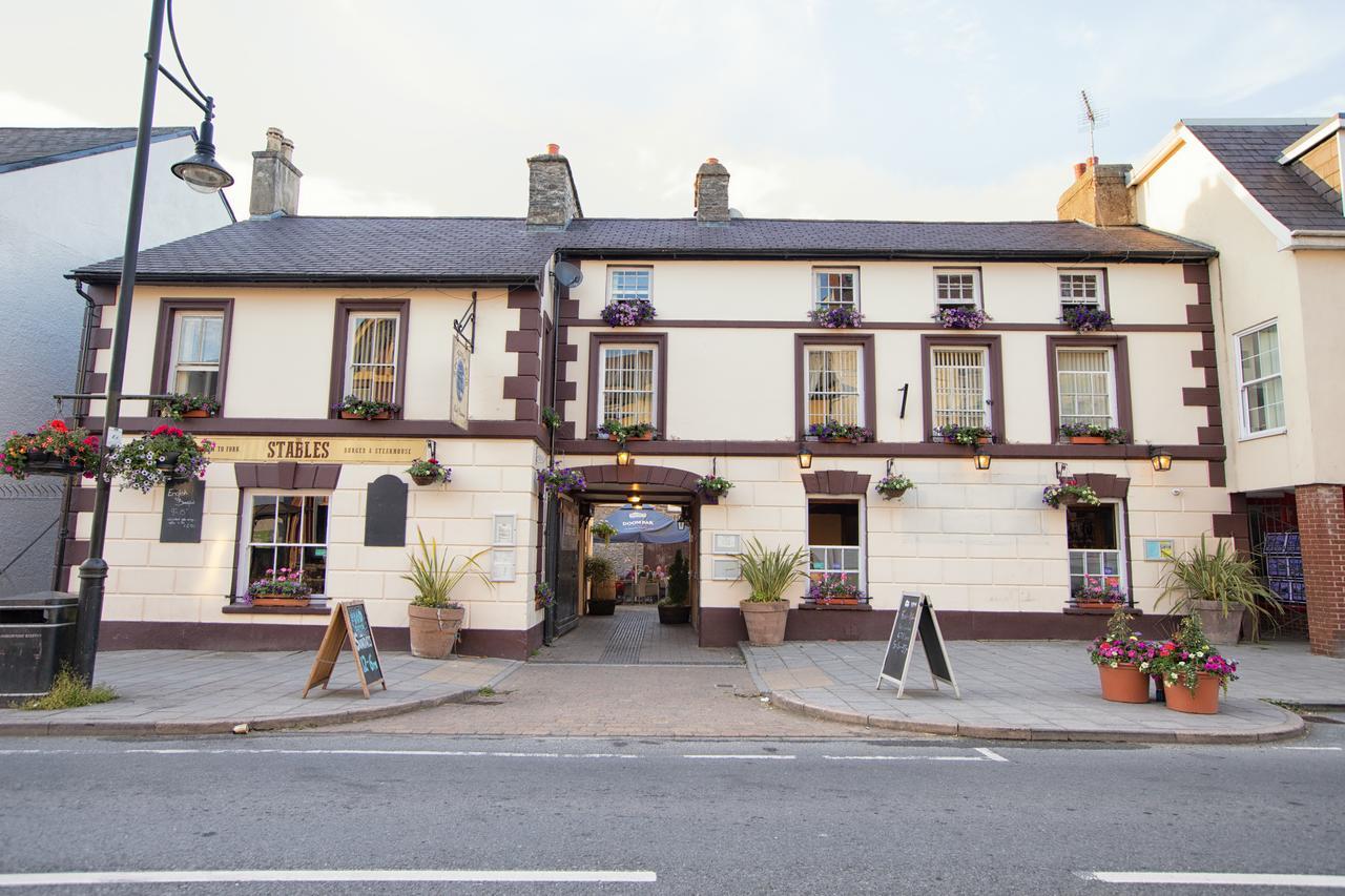 The Royal Oak Pub Hotel Лампетер Екстериор снимка